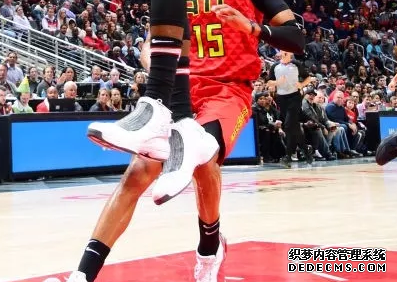 NBA12月19号球星上脚球鞋有哪些 NBA12月19号球星上脚球鞋盘点 NBA12月19号球星上脚球鞋有哪些 NBA12月19号球星上脚球鞋盘点